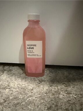 Inspire Love Rose & Vanilla Moisturizing Oil - Pink